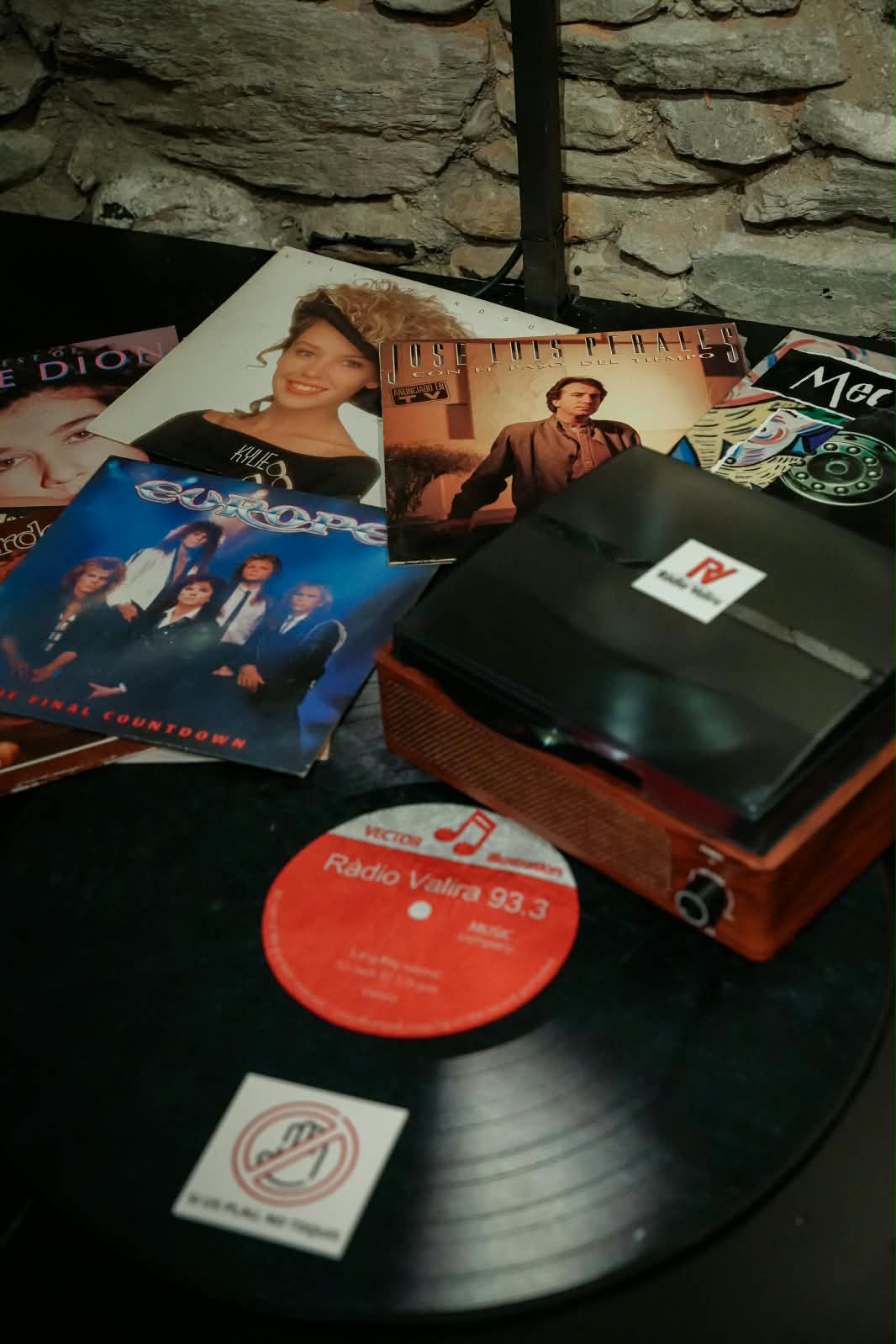 Inauguració de l'exposició dels 40 anys de Ràdio Valira a l'Era del Raser d'Ordino