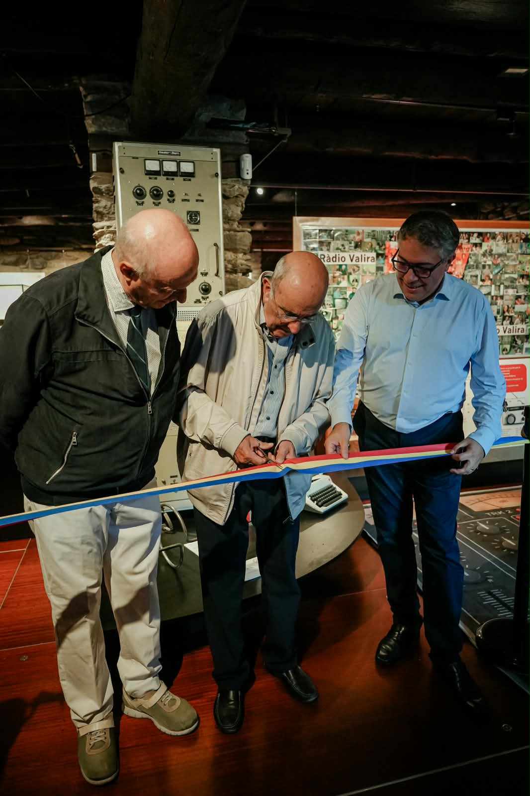 Inauguració de l'exposició dels 40 anys de Ràdio Valira a l'Era del Raser d'Ordino