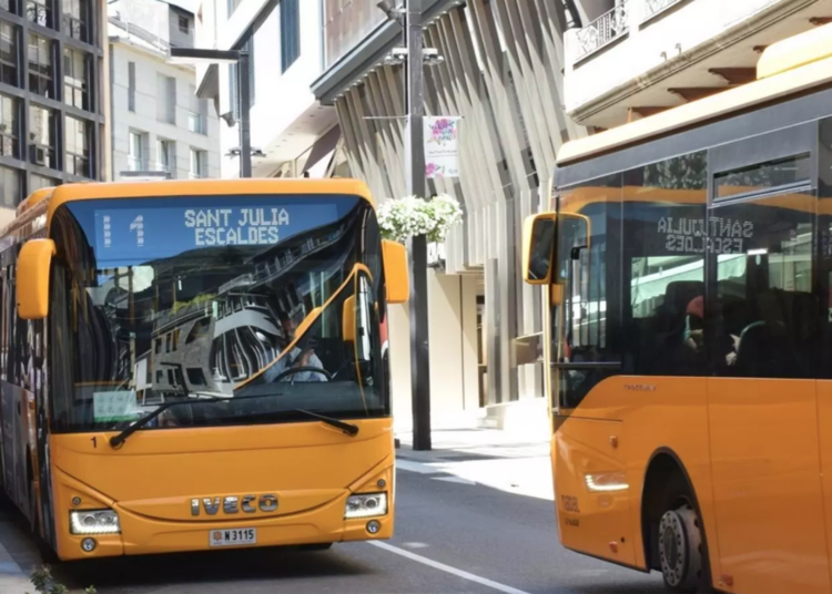 Obert el termini per sol·licitar els abonaments de transport escolar del curs 2024-2025