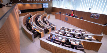 Aprovat el dret a l’oblit sanitari i la nova llei de contractació d’assegurances