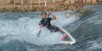 Mònica Doria intensifica la preparació a l’aigua amb estades a Dubai i La Reunión