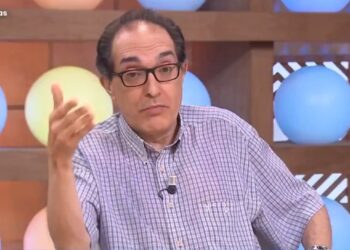 PST Nº2.948   VILLARROYA AL APARATO