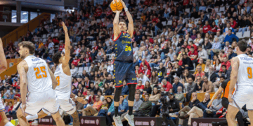 Derrota del MoraBanc a Girona que el deixa en descens