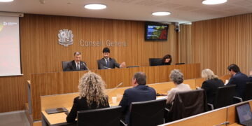 El Govern preveu implantar eines d’IA per als funcionaris a partir del 2027