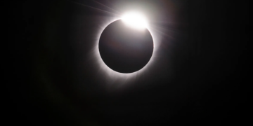 Les claus per observar l’eclipsi solar amb seguretat