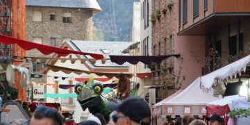 El públic local es volca a la 23a edició de la Vila Medieval a Sant Julià