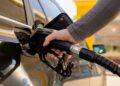 El Govern rebaixa fins a 20 cèntims per litre els carburants a l’octubre i al novembre